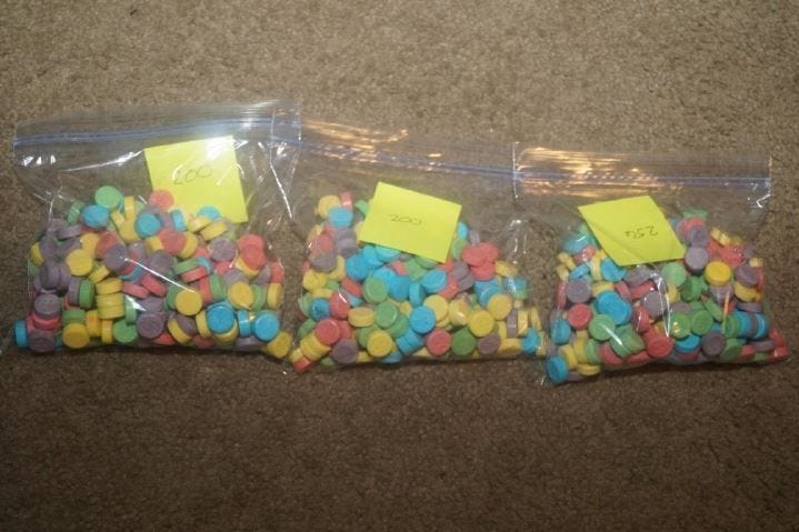 plastic spice shakers
